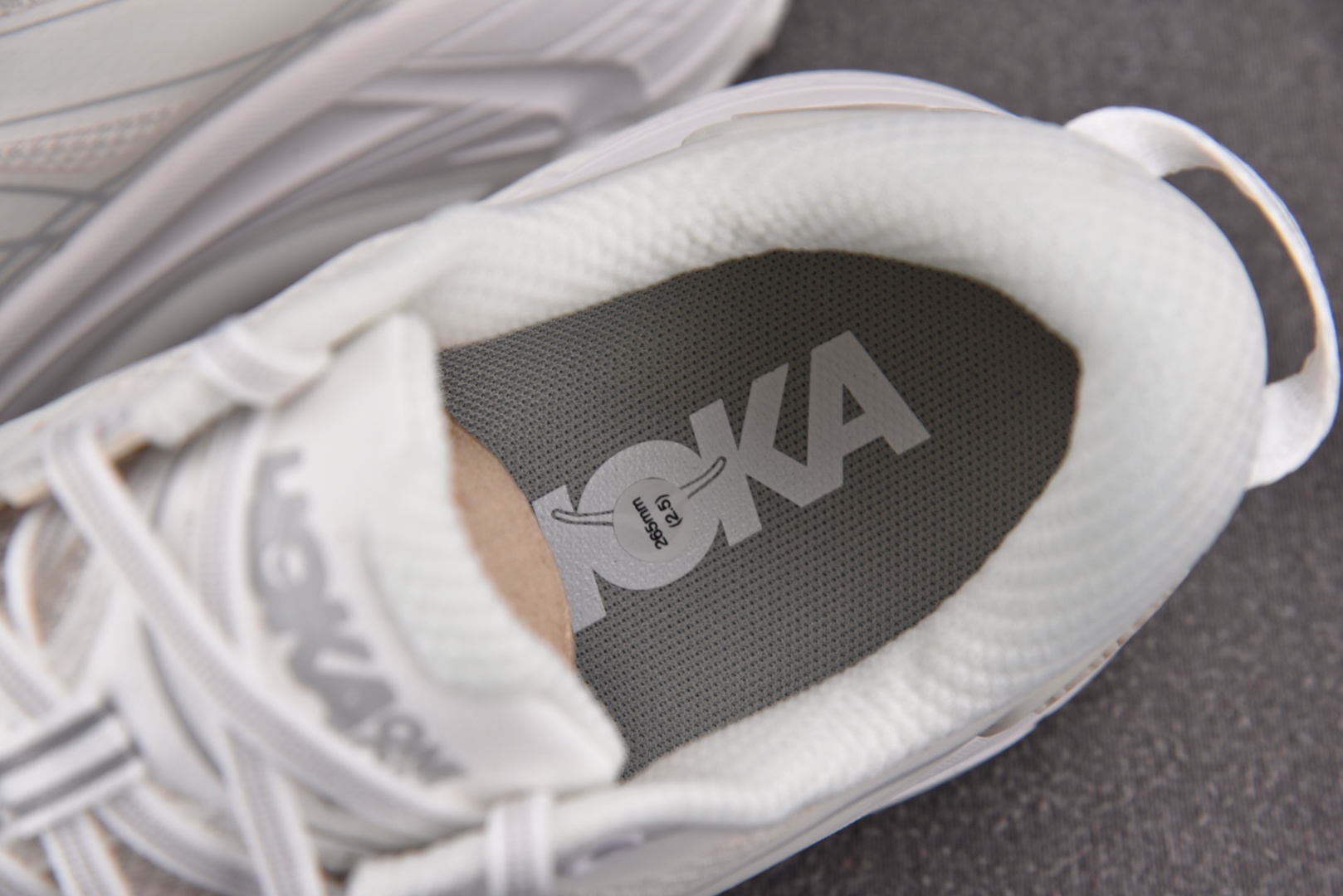 Hoka2 尺码36-45

纯原版出品-Hoka One One Mafate Speed 2 Whi