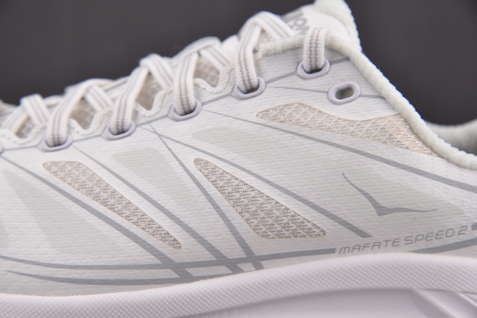 Hoka2 尺码36-45

纯原版出品-Hoka One One Mafate Speed 2 Whi