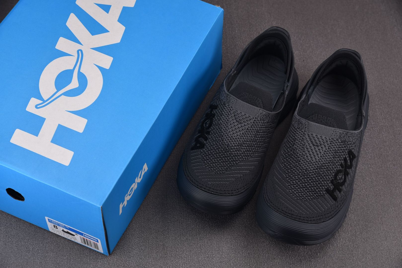 Hoka 尺码36-45

纯原版出品-Hoka One One Restore TC Black 黑色