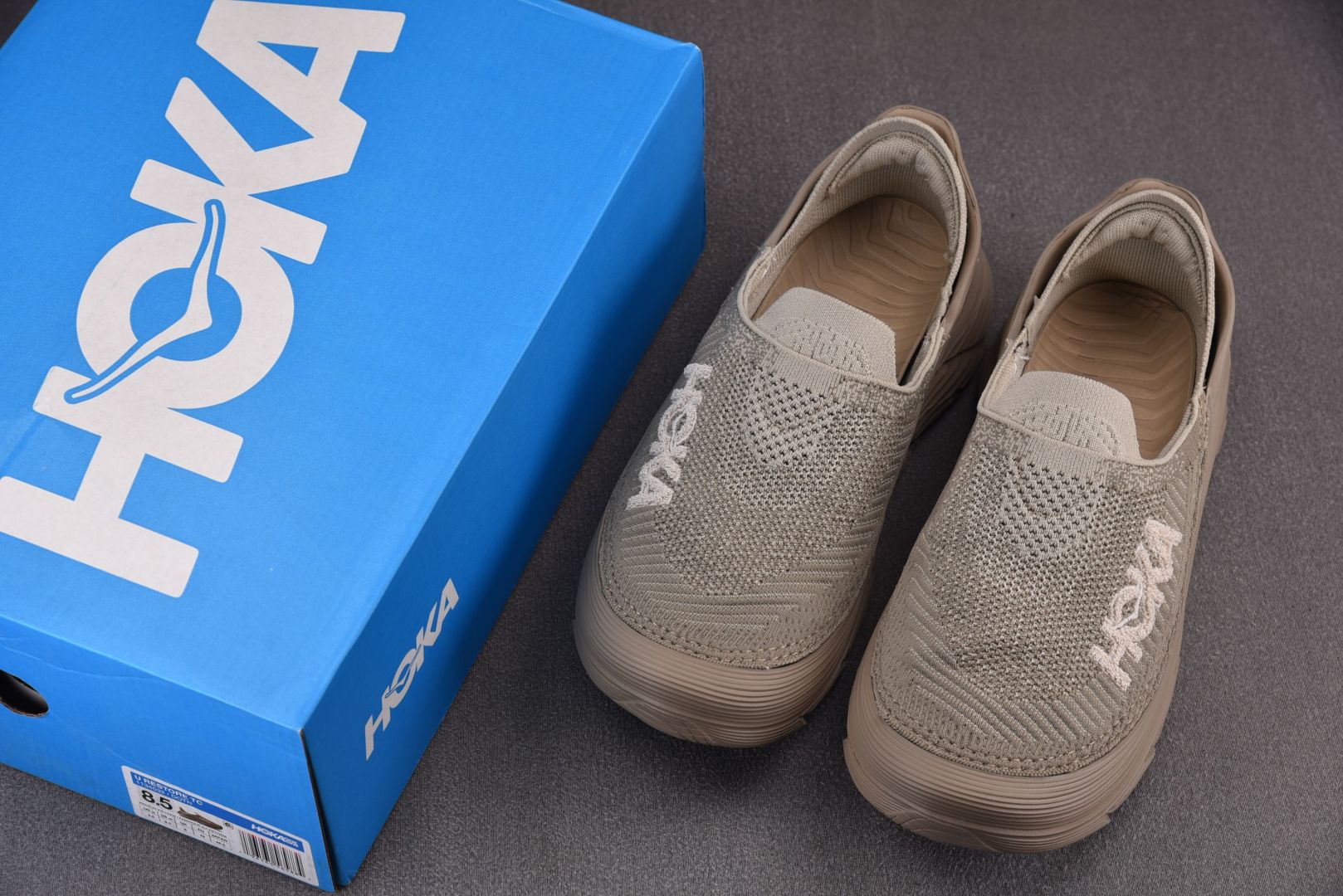 Hoka 尺码36-45

纯原版出品-Hoka One One Restore TC Dune 沙丘色