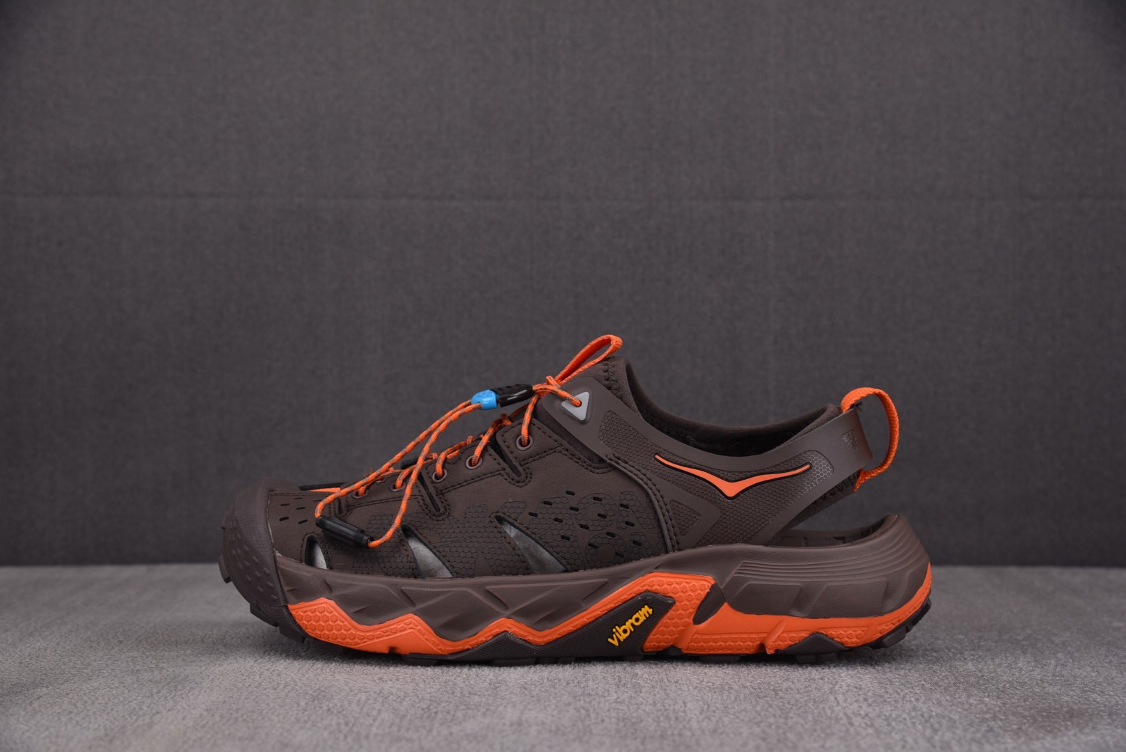 Hoka 尺码36-45

纯原版出品-HOKA ONE ONE VIBRAM 棕橙色 -BROG YZ