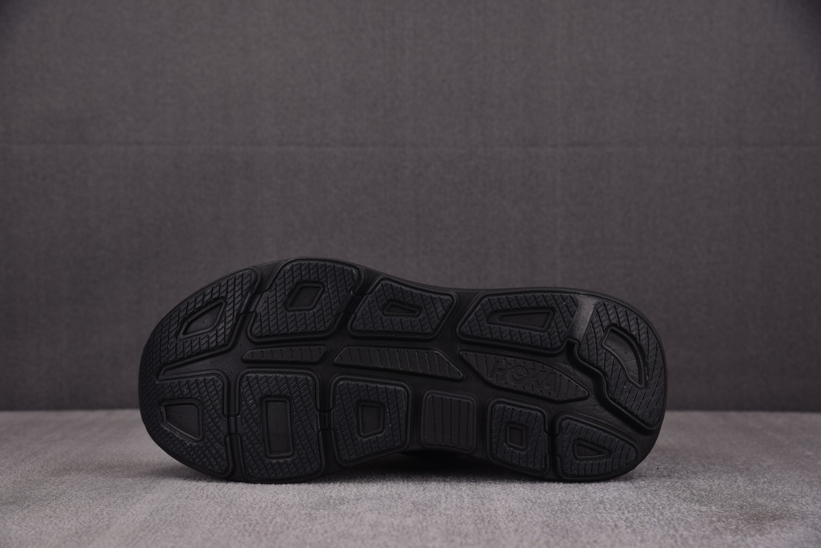 Hoka 尺码36-45

纯原版出品-W Hoka One One Bondi 9 Triple Bl