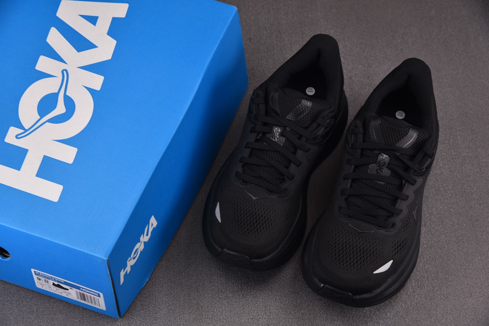 Hoka 尺码36-45

纯原版出品-W Hoka One One Bondi 9 Triple Bl