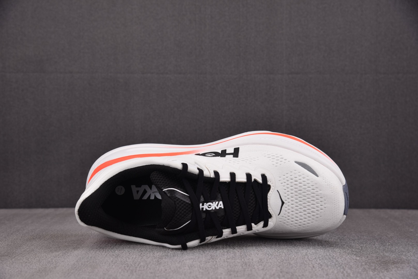 Hoka 尺码36-45

纯原版出品-W Hoka One One Bondi 9 White 白橙 