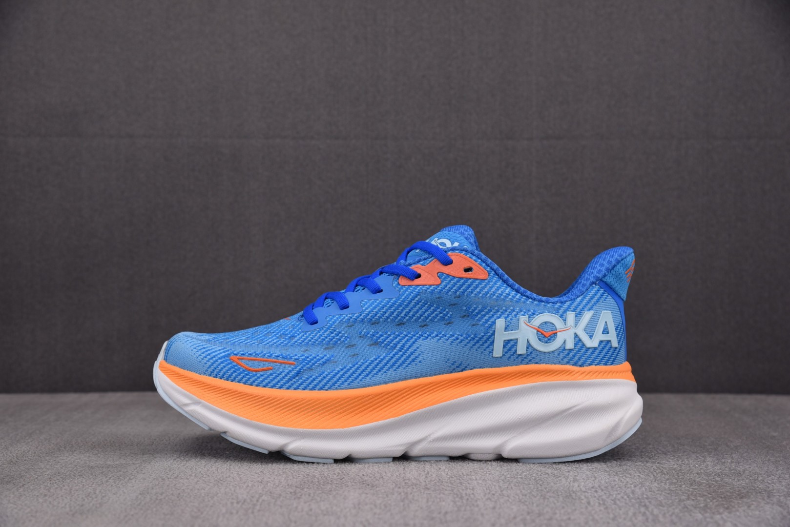 Hoka 尺码36-45

纯原版出品-W Hoka One One Clifton 9 Coastal