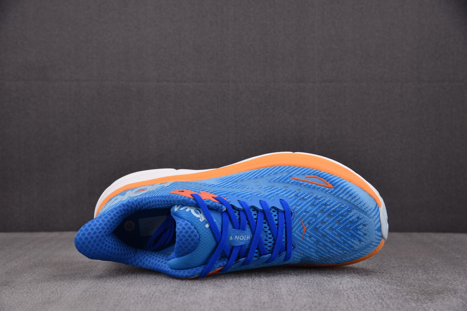 Hoka 尺码36-45

纯原版出品-W Hoka One One Clifton 9 Coastal