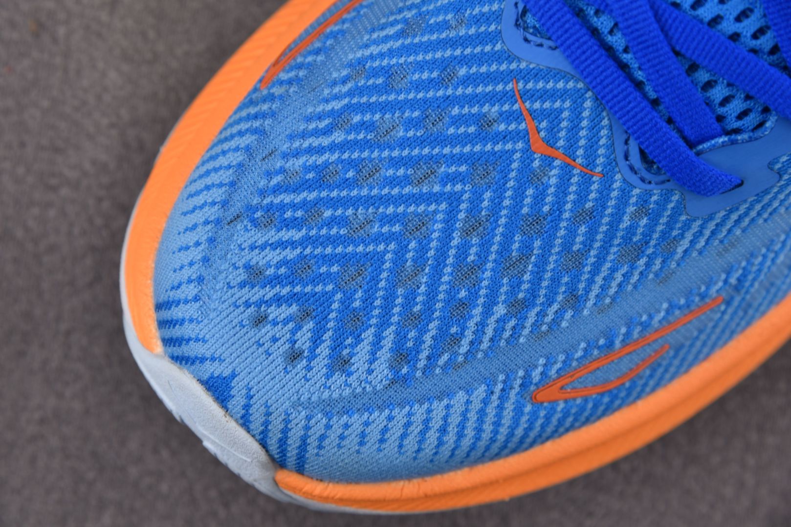 Hoka 尺码36-45

纯原版出品-W Hoka One One Clifton 9 Coastal