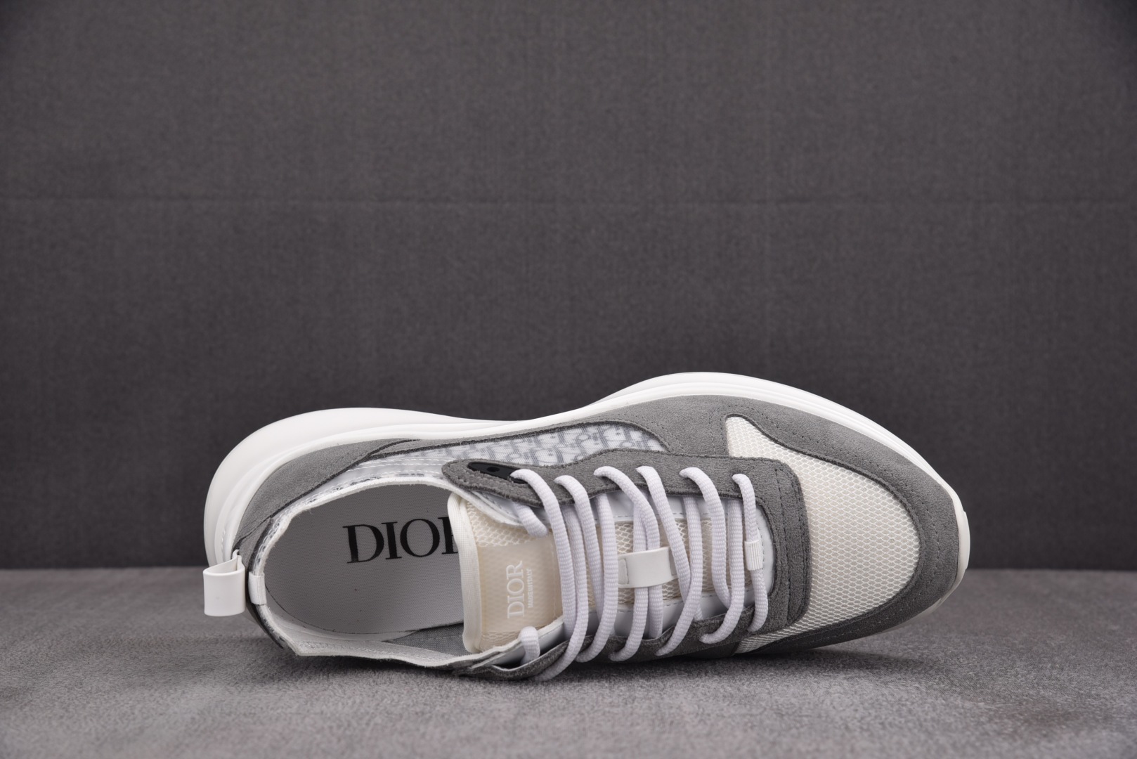 迪奥 尺码39-46

纯原版出品-Dior B25 Runner Grey 灰色 YZ040
尺码：3