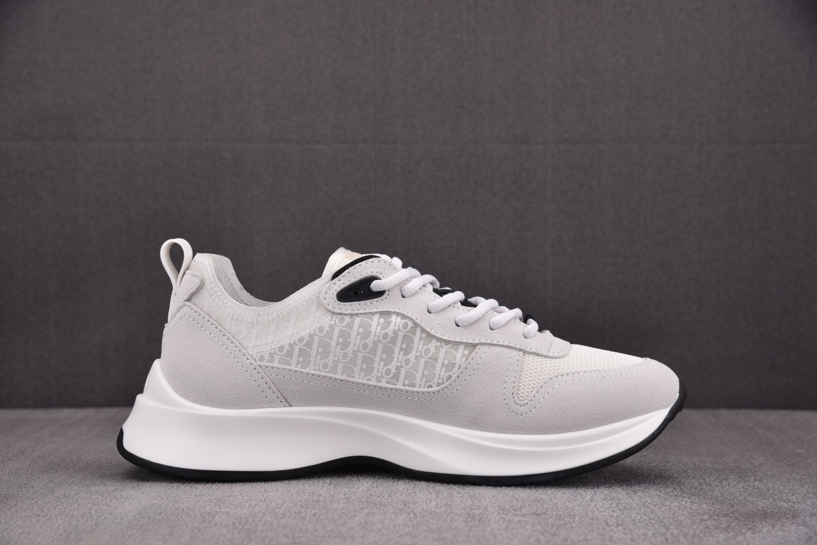 迪奥 尺码39-46

纯原版出品-Dior B25 Runner White 白色 YZ040
尺码：