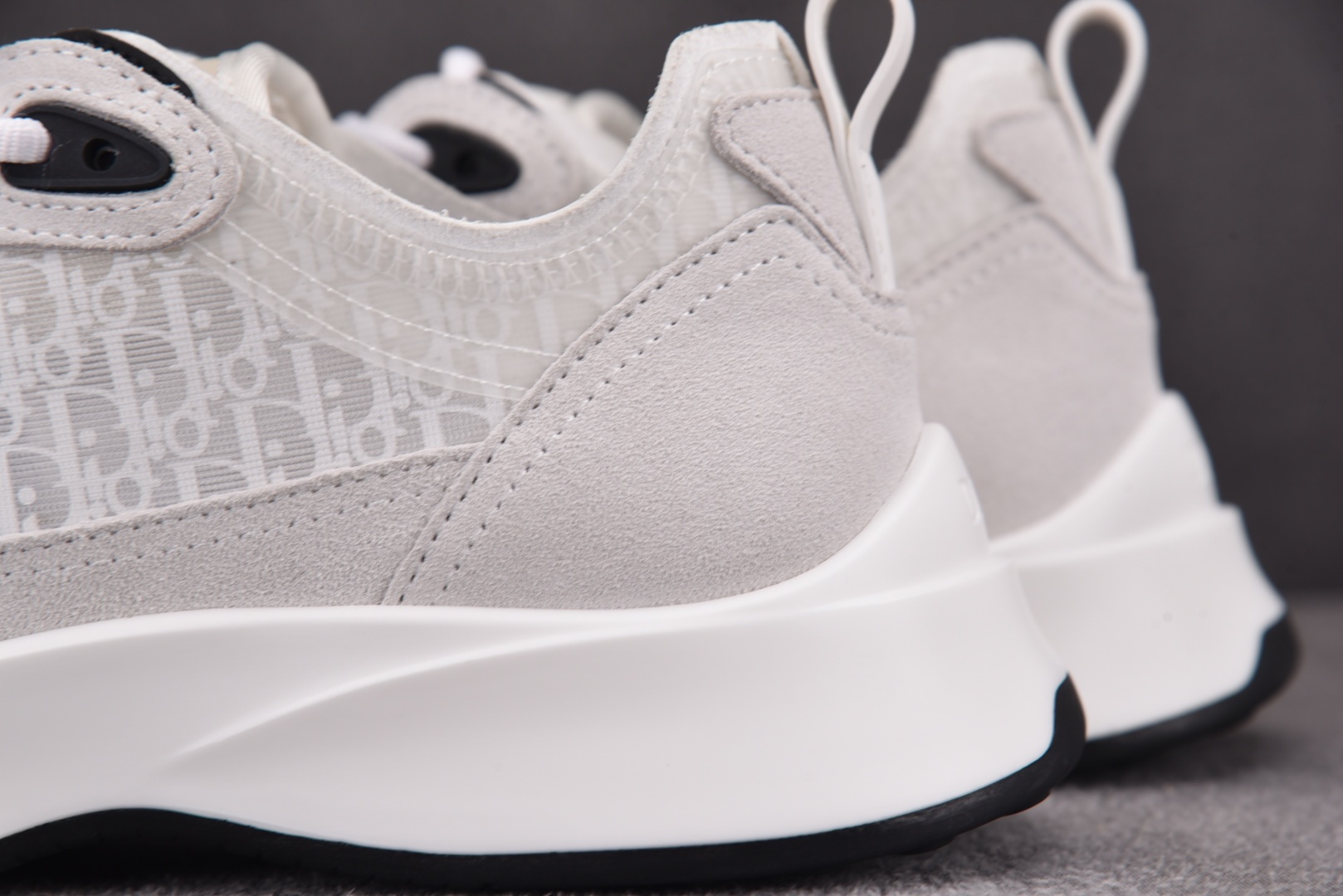 迪奥 尺码39-46

纯原版出品-Dior B25 Runner White 白色 YZ040
尺码：