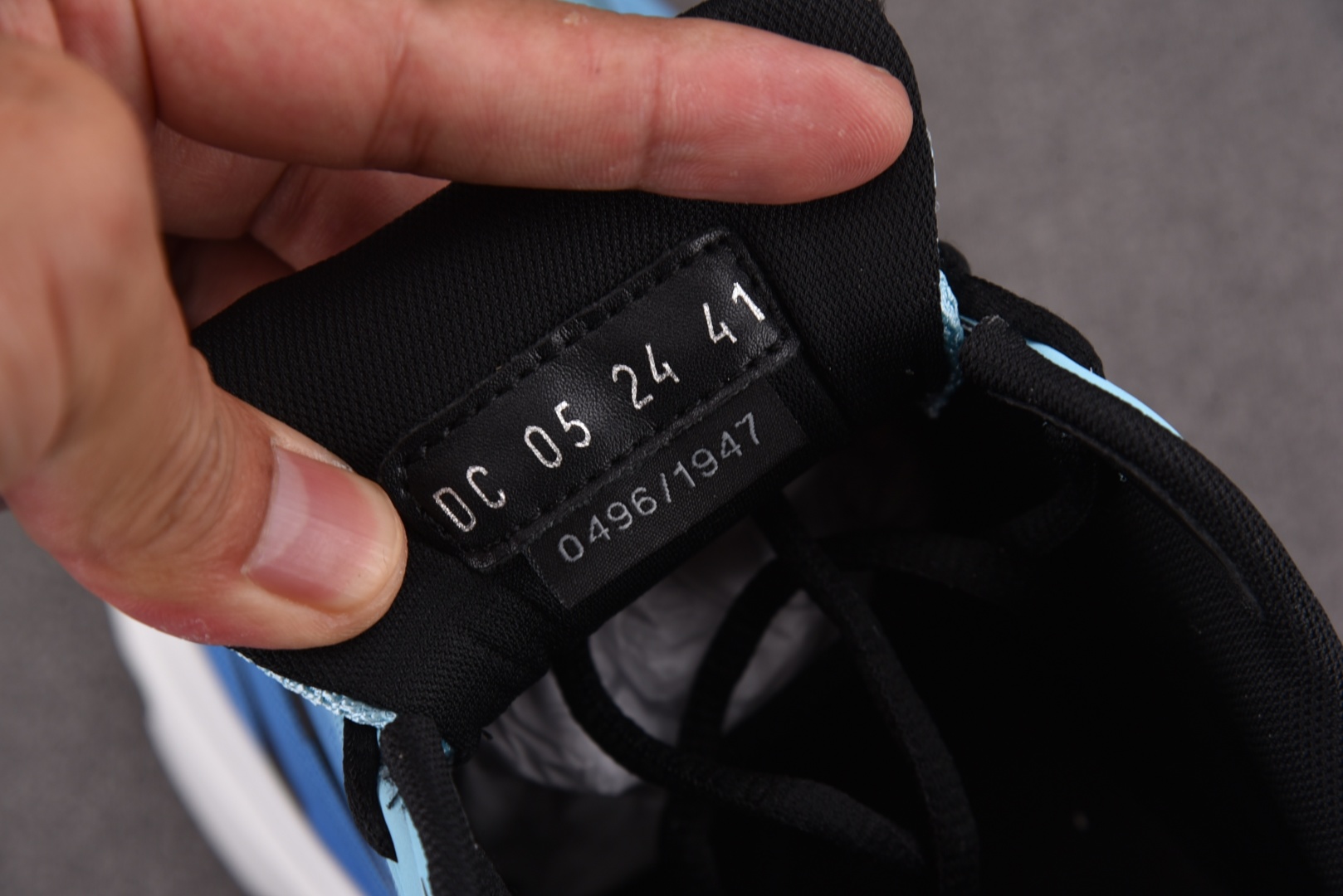 迪奥 尺码39-46

纯原版出品-Dior B44 Blade Blue 蓝色 YZ022-1
尺码：