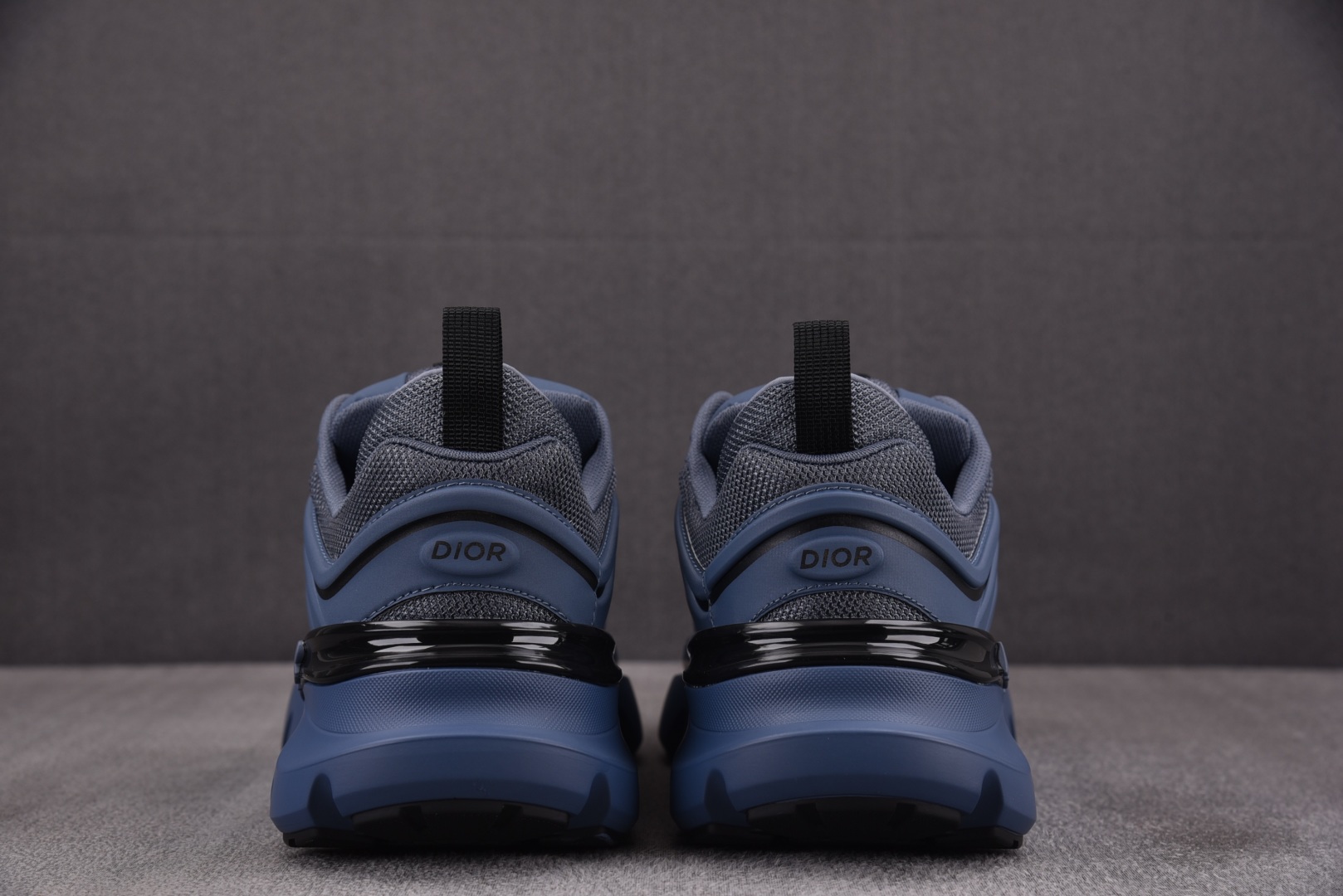 迪奥 尺码39-46

纯原版出品-Dior B44 Blade Dark Blue 深蓝 YZ022-