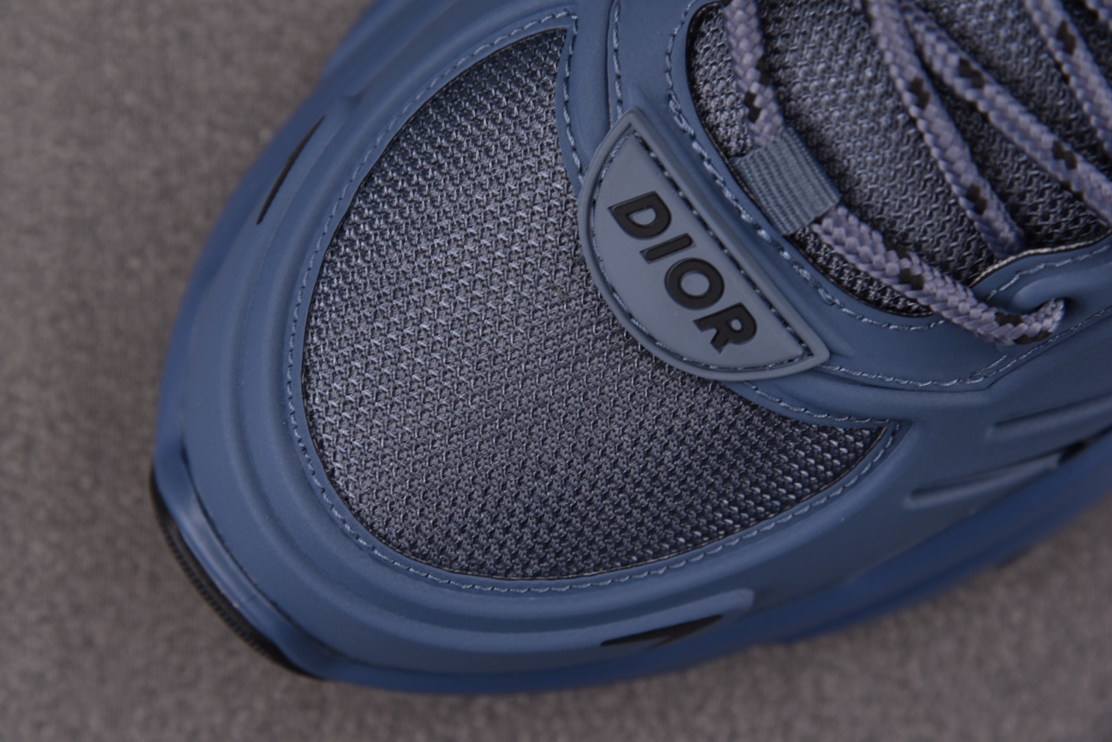 迪奥 尺码39-46

纯原版出品-Dior B44 Blade Dark Blue 深蓝 YZ022-