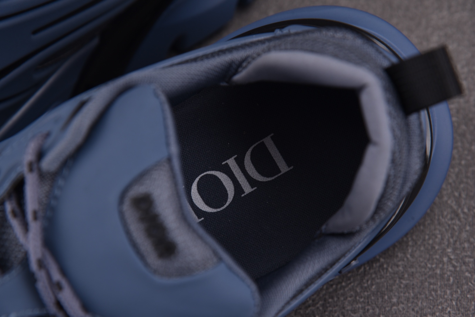 迪奥 尺码39-46

纯原版出品-Dior B44 Blade Dark Blue 深蓝 YZ022-