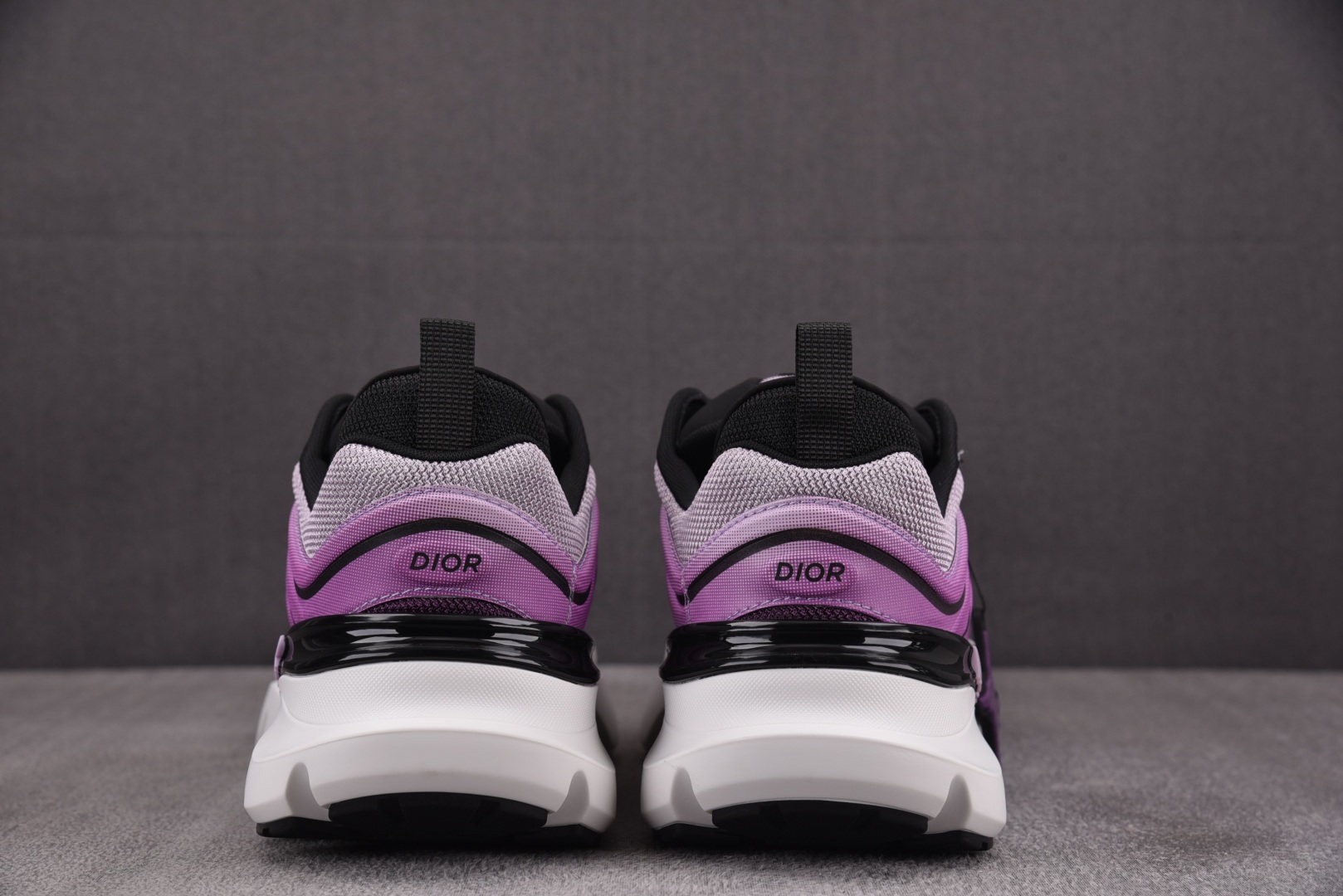 迪奥 尺码39-46

纯原版出品-Dior B44 Blade Purple 紫色 YZ022-1
尺