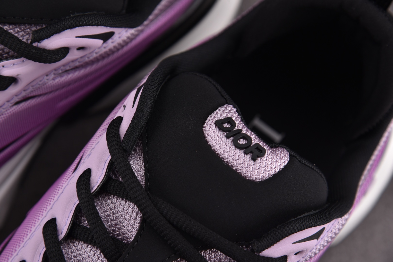迪奥 尺码39-46

纯原版出品-Dior B44 Blade Purple 紫色 YZ022-1
尺