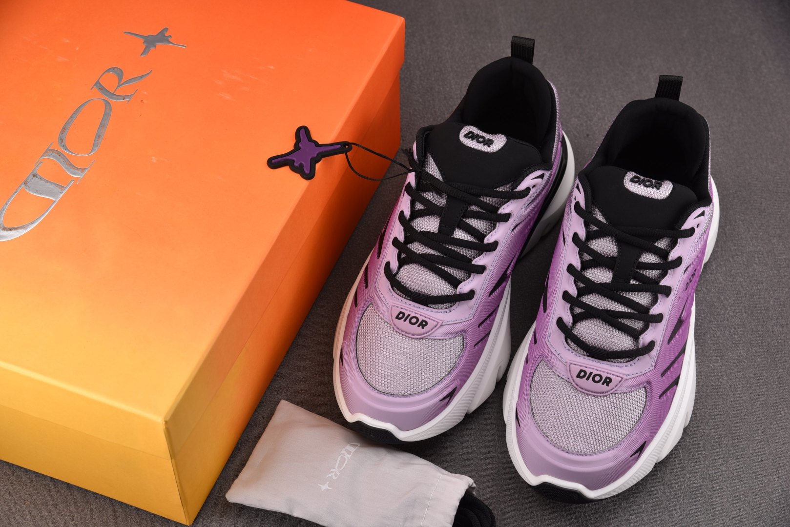 迪奥 尺码39-46

纯原版出品-Dior B44 Blade Purple 紫色 YZ022-1
尺