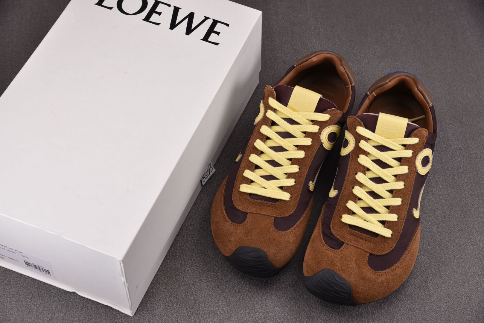 罗意威 尺码35-45

纯原版出品-LOEWE Ballet Runner 2.0 棕褐色 YZ040