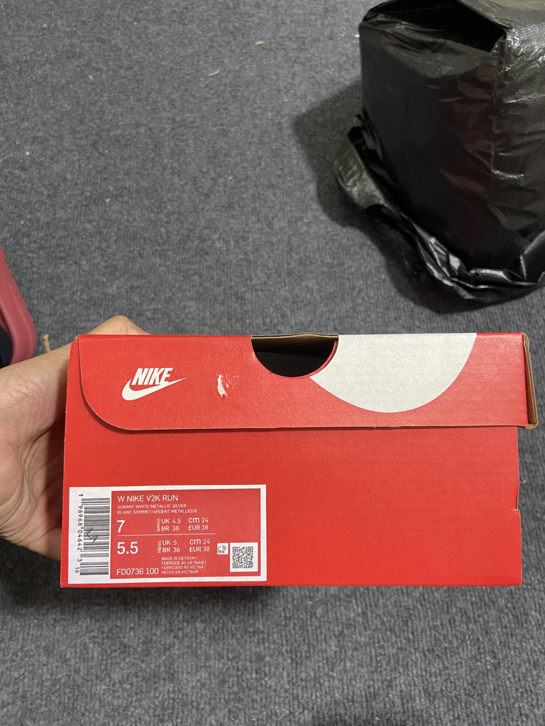 女款 白银 尺码：36-45

纯原出品- Runtekk“Summit White Metallic 