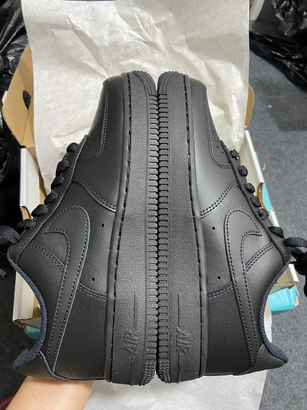 AF1黑魂low 尺码：36-41   40-47.5

纯原出品-AIR FORCE 1 '07系列男