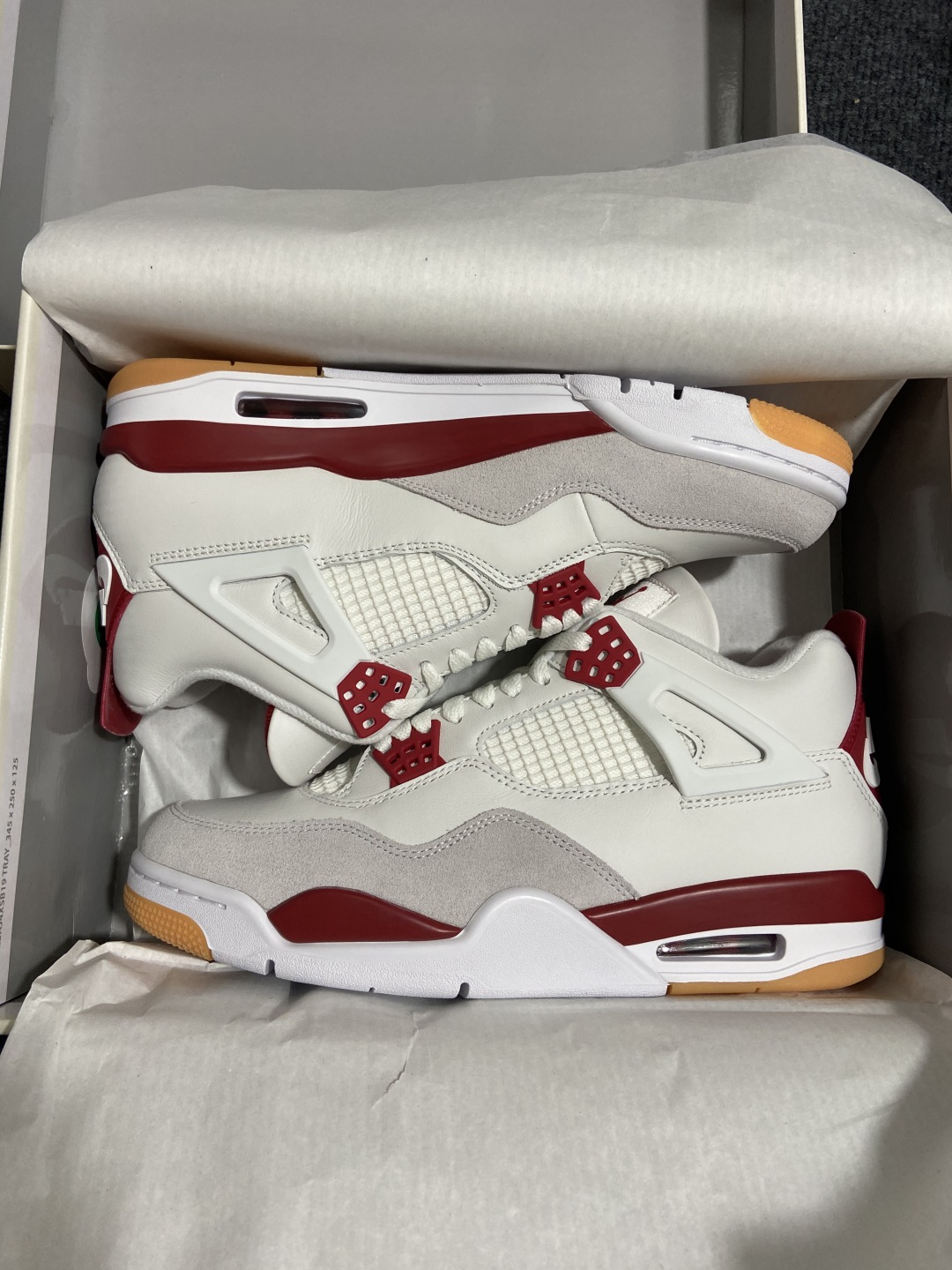 P
Nike SB x Air Jordan 4 Varsity Red白红 DR5415-106
最高