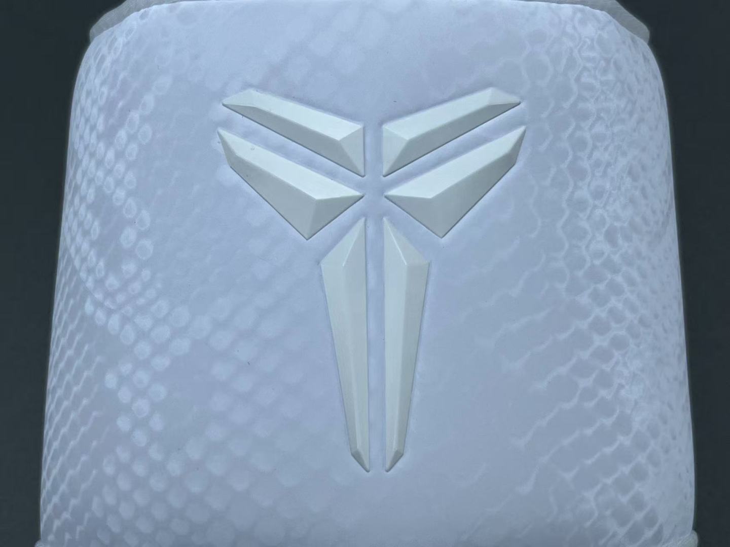 
 【科比拖鞋】Nike Kobe Offcourt 舒适 防滑防磨一字拖鞋 男款 
尺码38.5-48