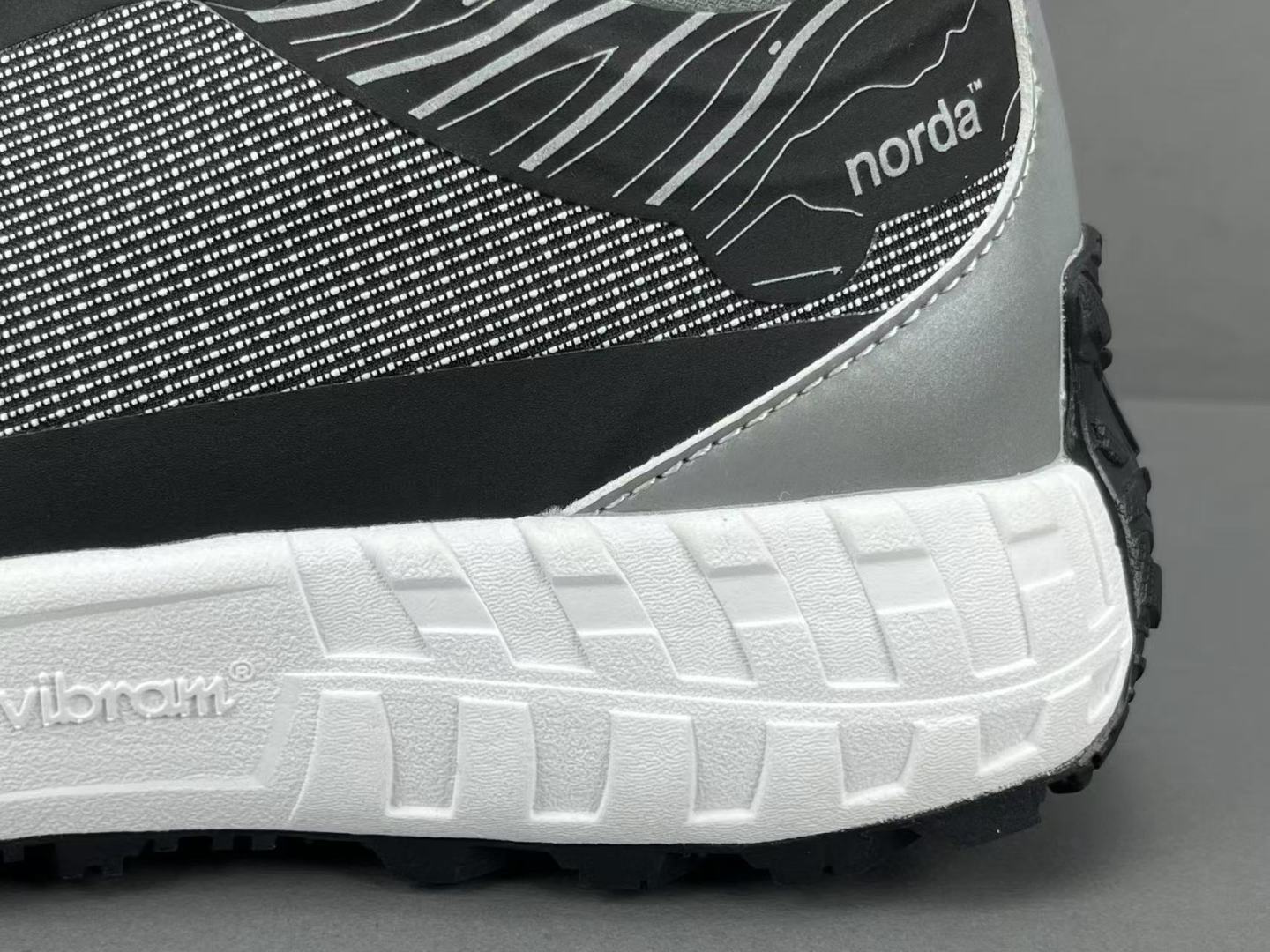 
【M版NORDA】NORDA 001 系带圆头舒适 织物减震 低帮跑步鞋 男款 黑色
尺码39-45 