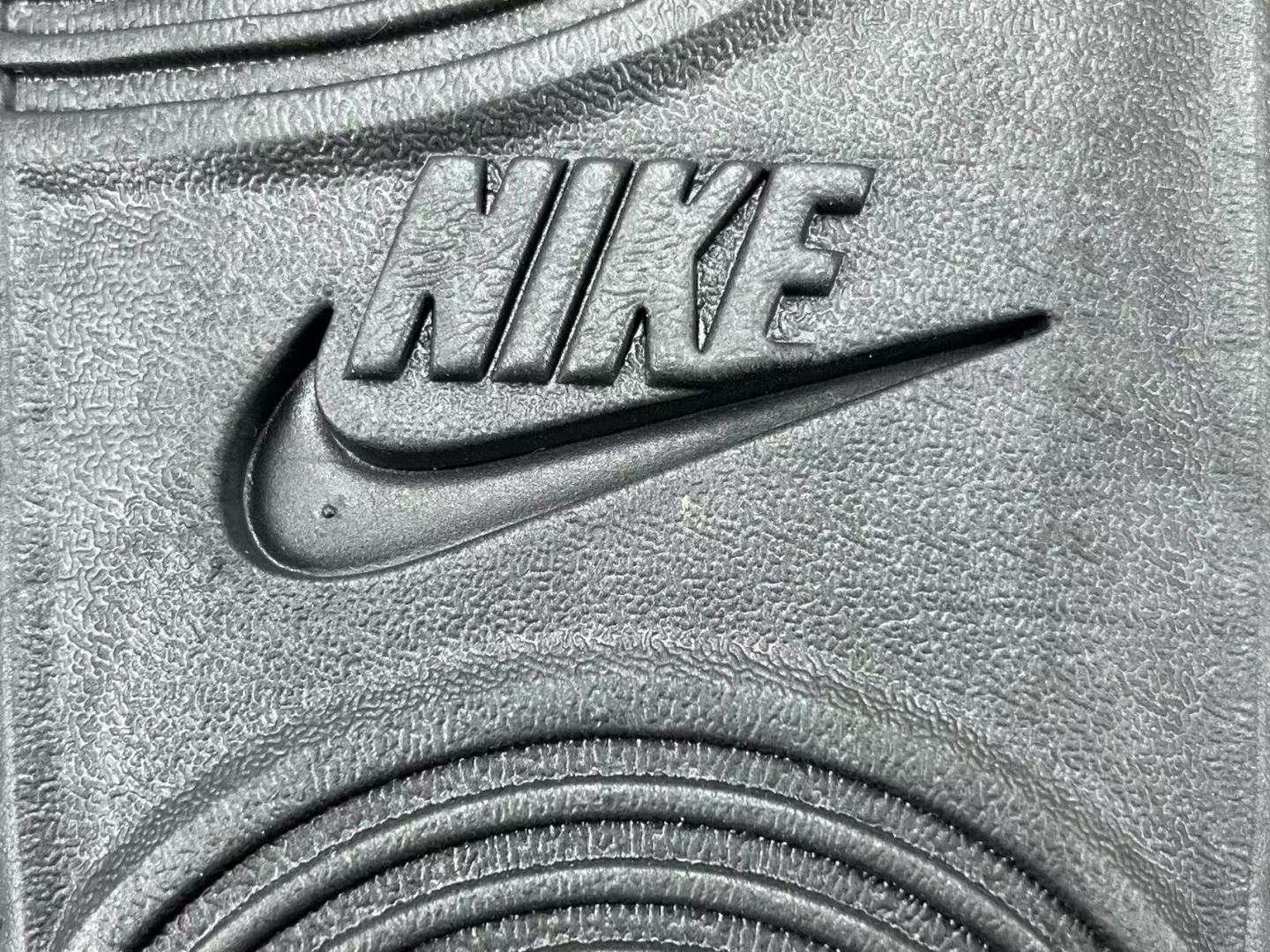 
 【科比拖鞋】Nike Kobe Offcourt 舒适 防滑防磨一字拖鞋 男款 
尺码38.5-48