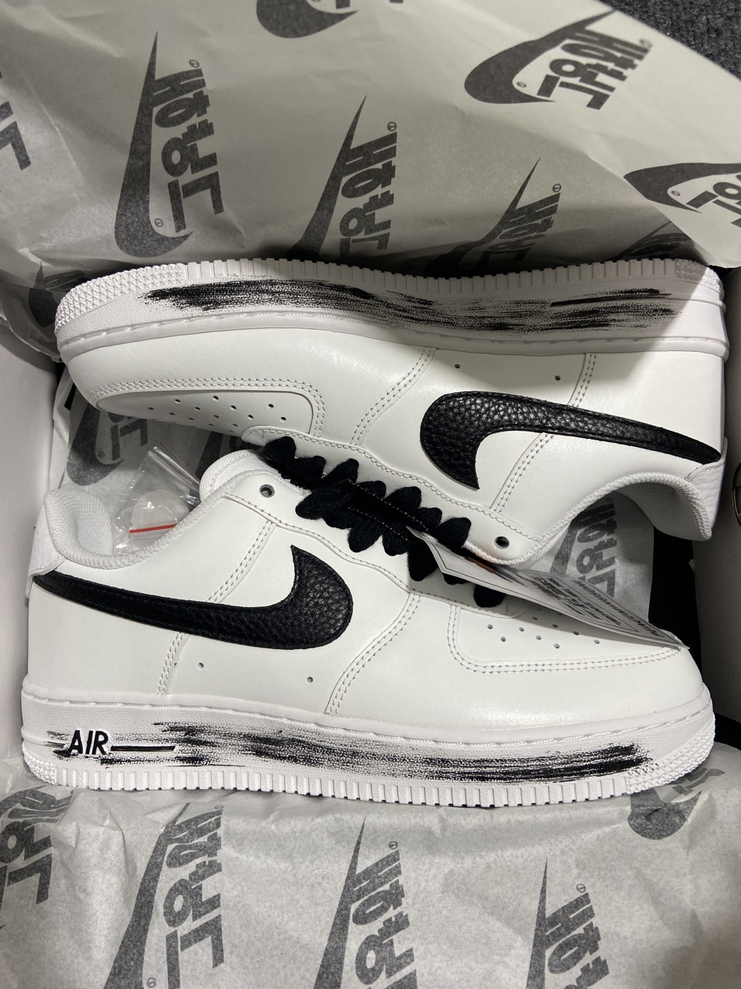 AF1权志龙2.0白 尺码：36-47.5

纯原版出品-韩式外贸-PEACEMINUSONE x Nk