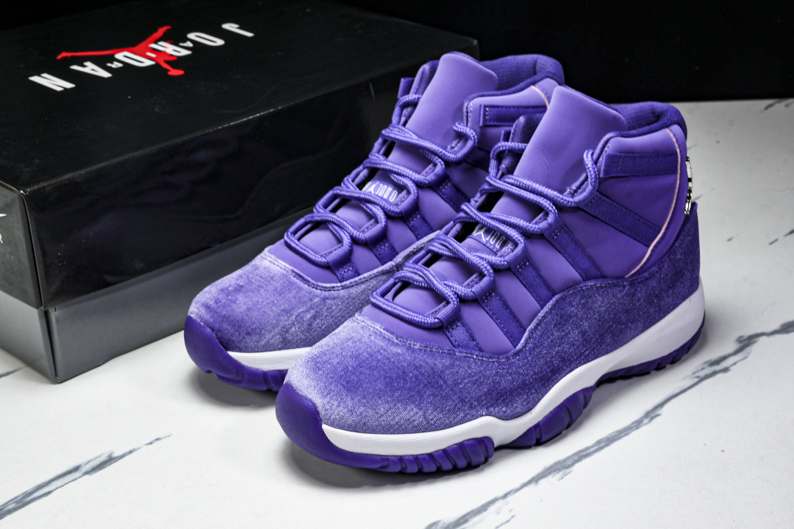AJ11 尺码40-48.5

纯原版出品-Air Jordan 11 Retro AJ11 乔11灯芯