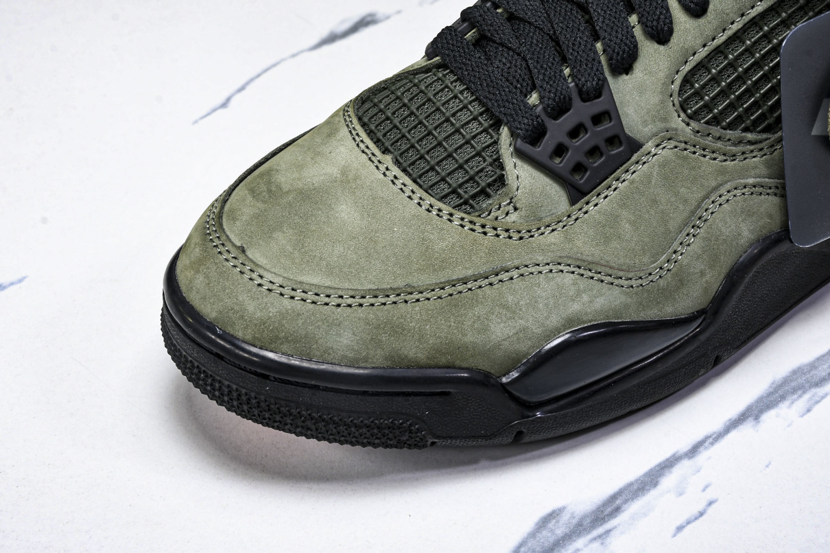 AJ4 尺码40-47.5

纯原版出品-Air Jordan 4 Retro OG SP Undefe