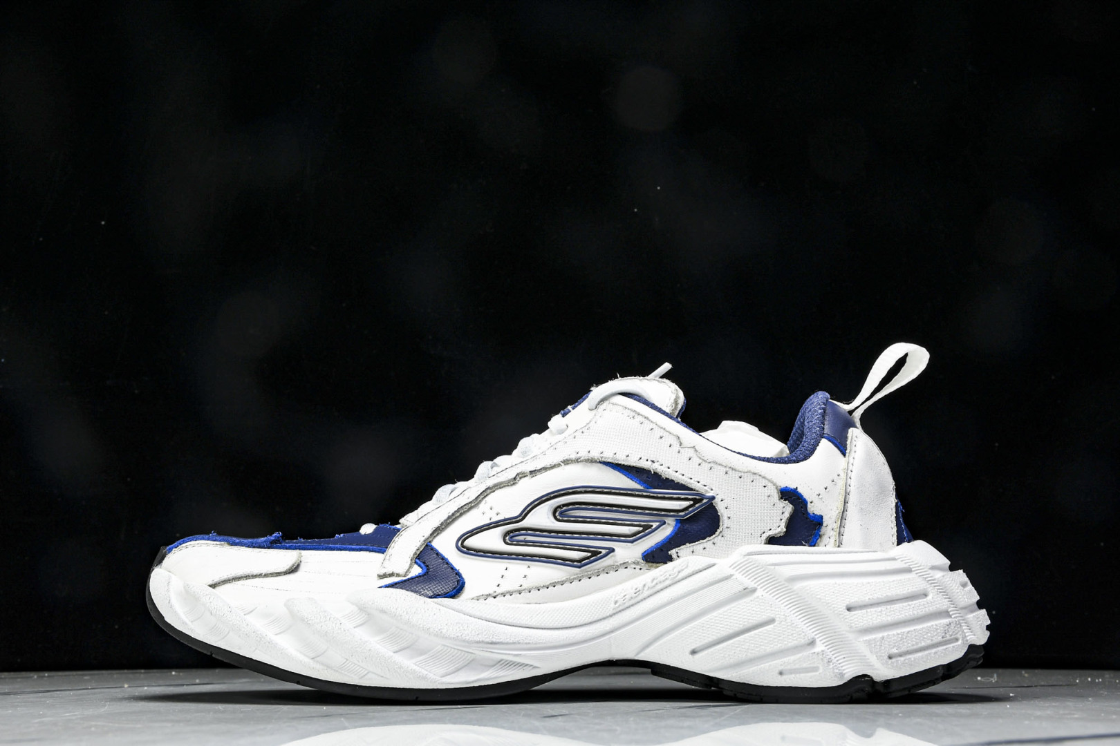 巴黎 尺码36-45 偏大1码

纯原版出品-Balenciaga Monday White Grey深