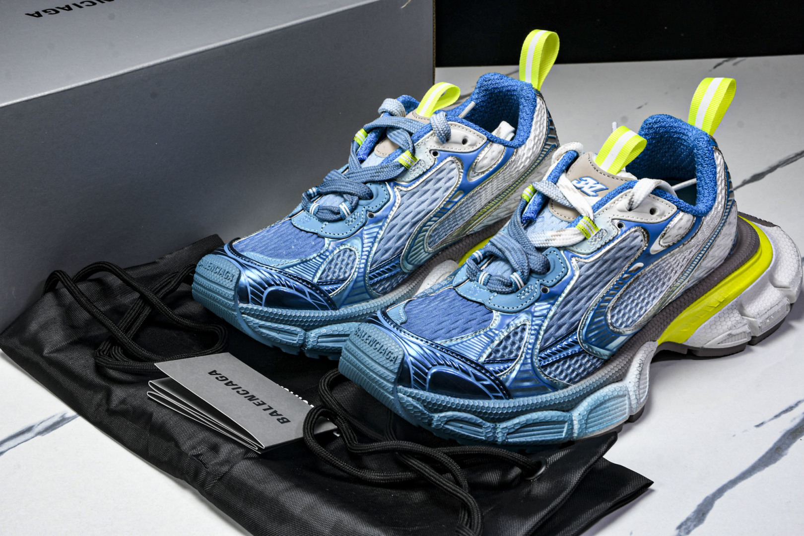 巴黎3XL 尺码35-46

纯原版出品-Balenciaga x Under Armour 巴黎世家2