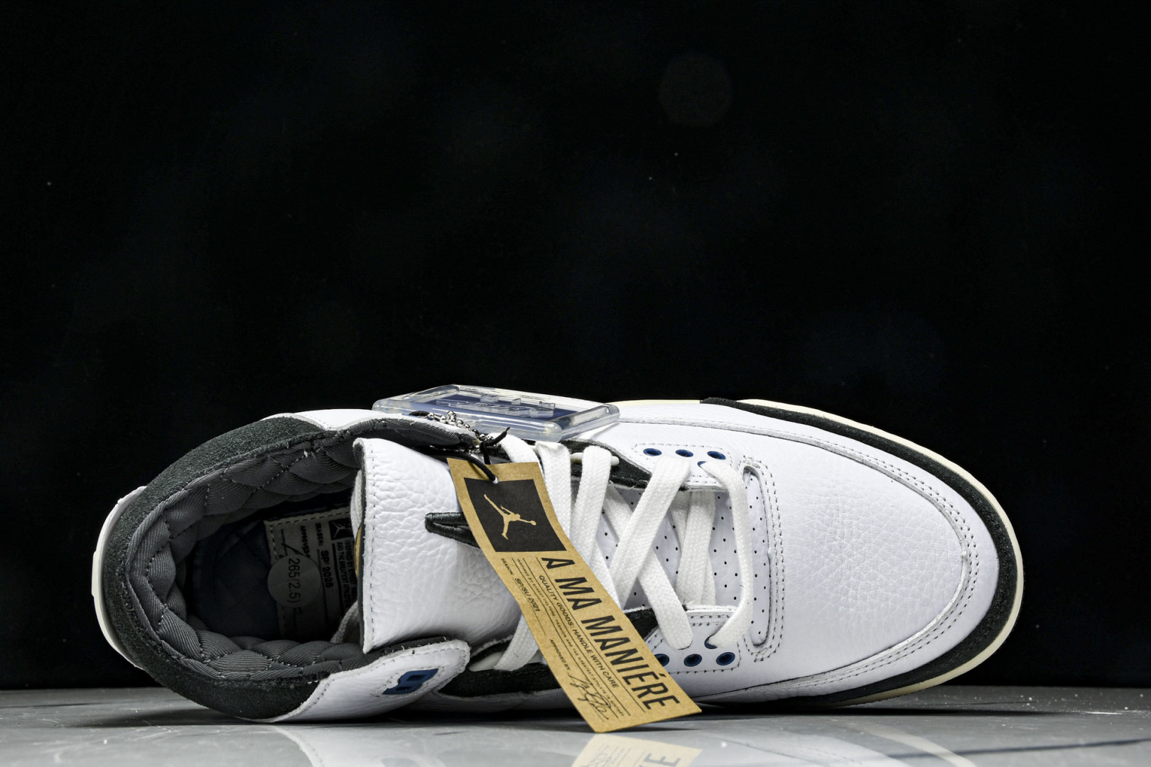 AJ3 尺码39-47.5

纯原版出品- Air Jordan 3 Retro OG SP Diffu