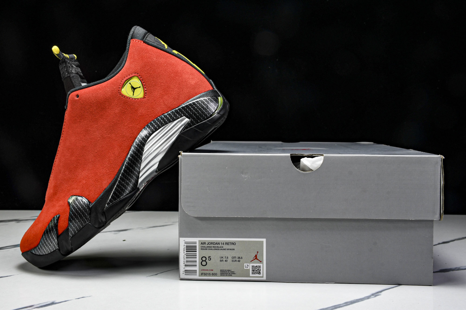 AJ14 尺码39-47.5

纯原版出品-Air Jordan 14 Retro Ferrari (2