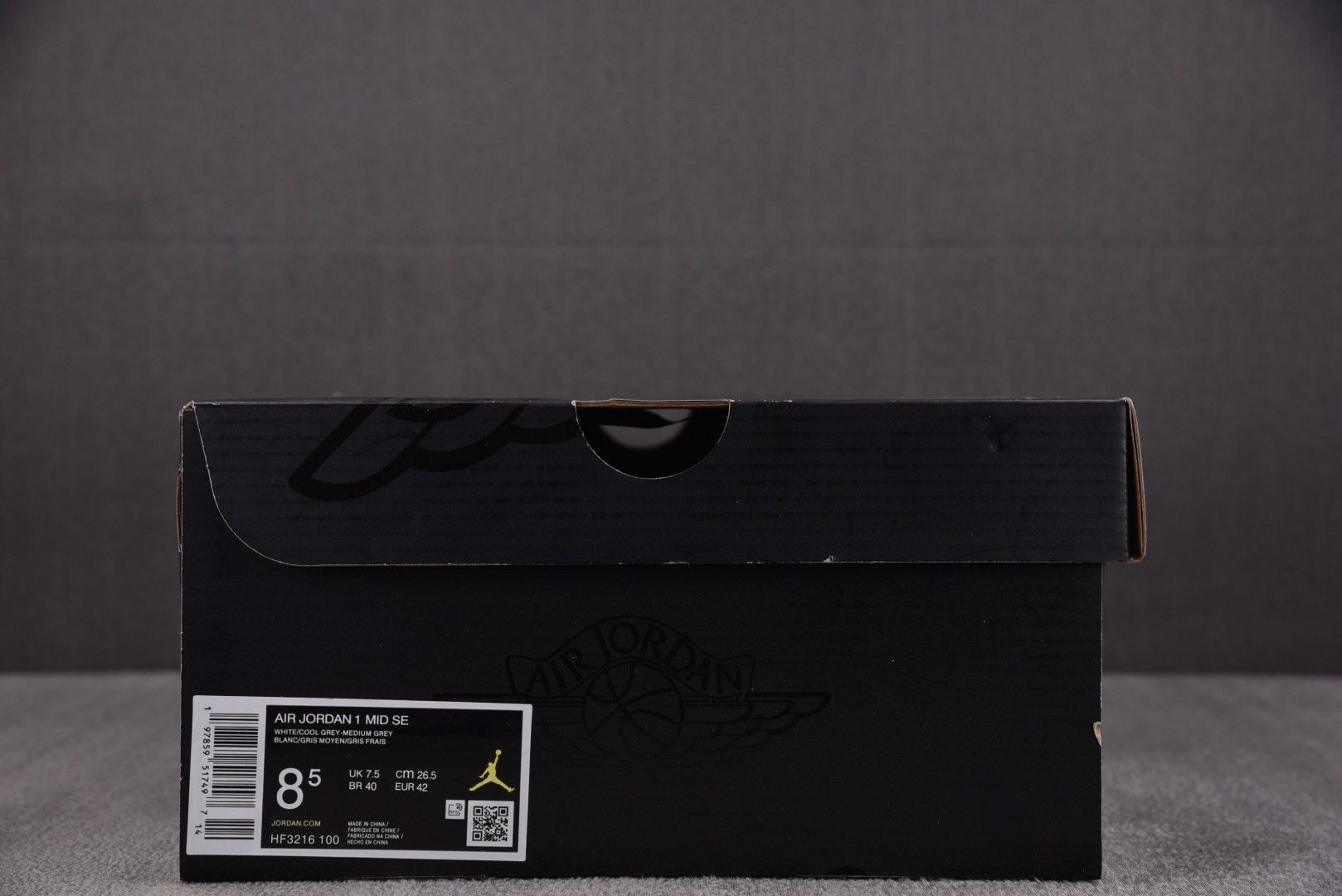 AJ1中帮 尺码40-46

纯原版出品-Air Jordan 1 Mid SE White Mediu