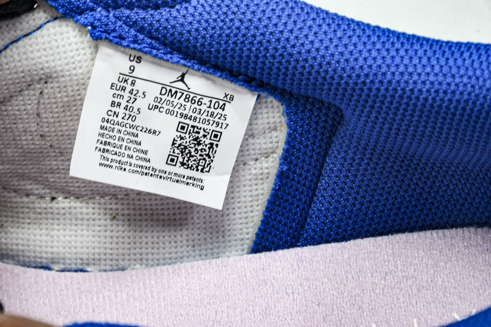 新版
AJ倒钩白蓝 尺码36-48.5

纯原出品-Fragment Design x Travis S