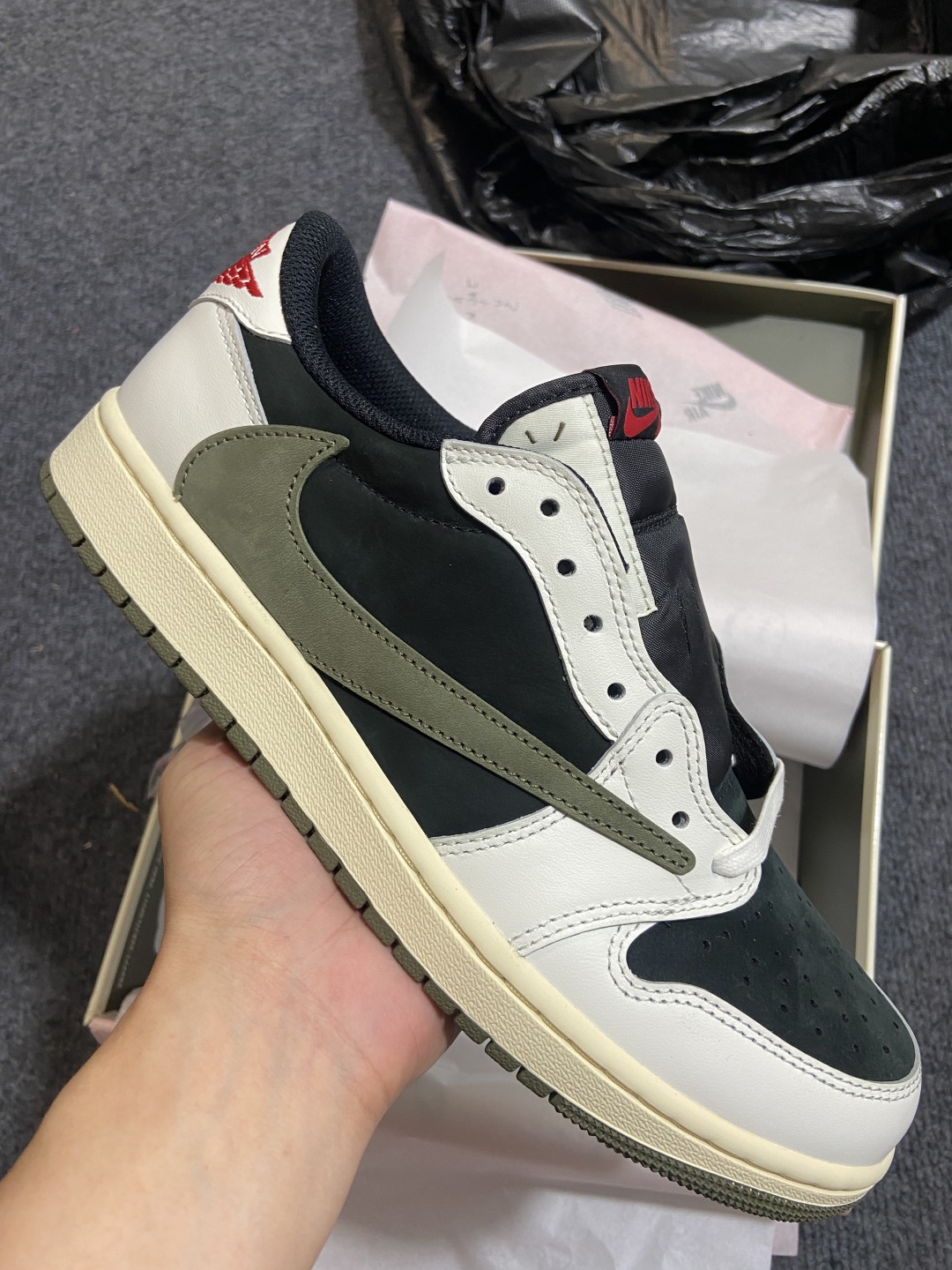 AJ Low 橄榄绿 尺码36-48.5

纯原出品-Travis Scott x Air Jordan