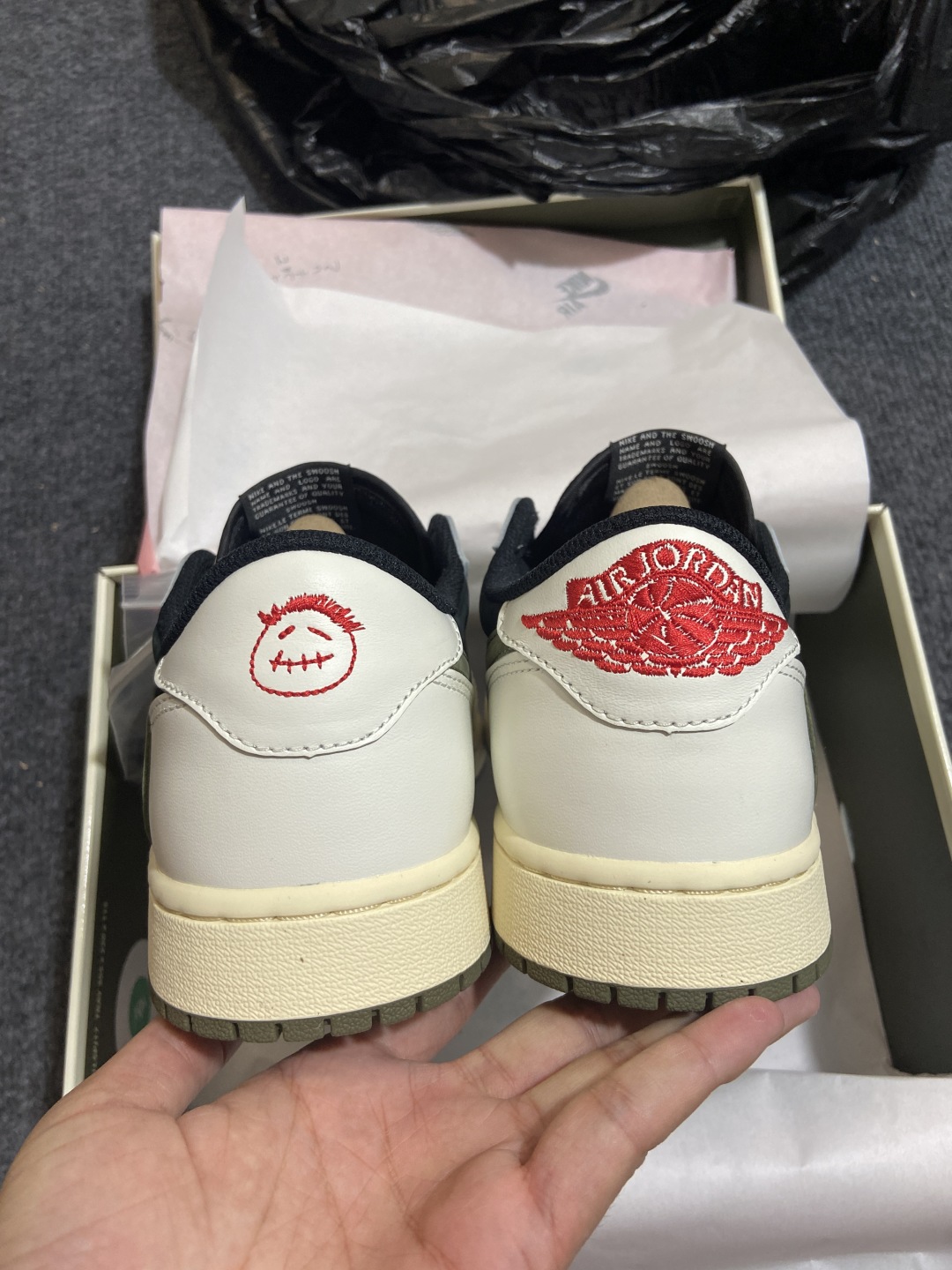 AJ Low 橄榄绿 尺码36-48.5

纯原出品-Travis Scott x Air Jordan