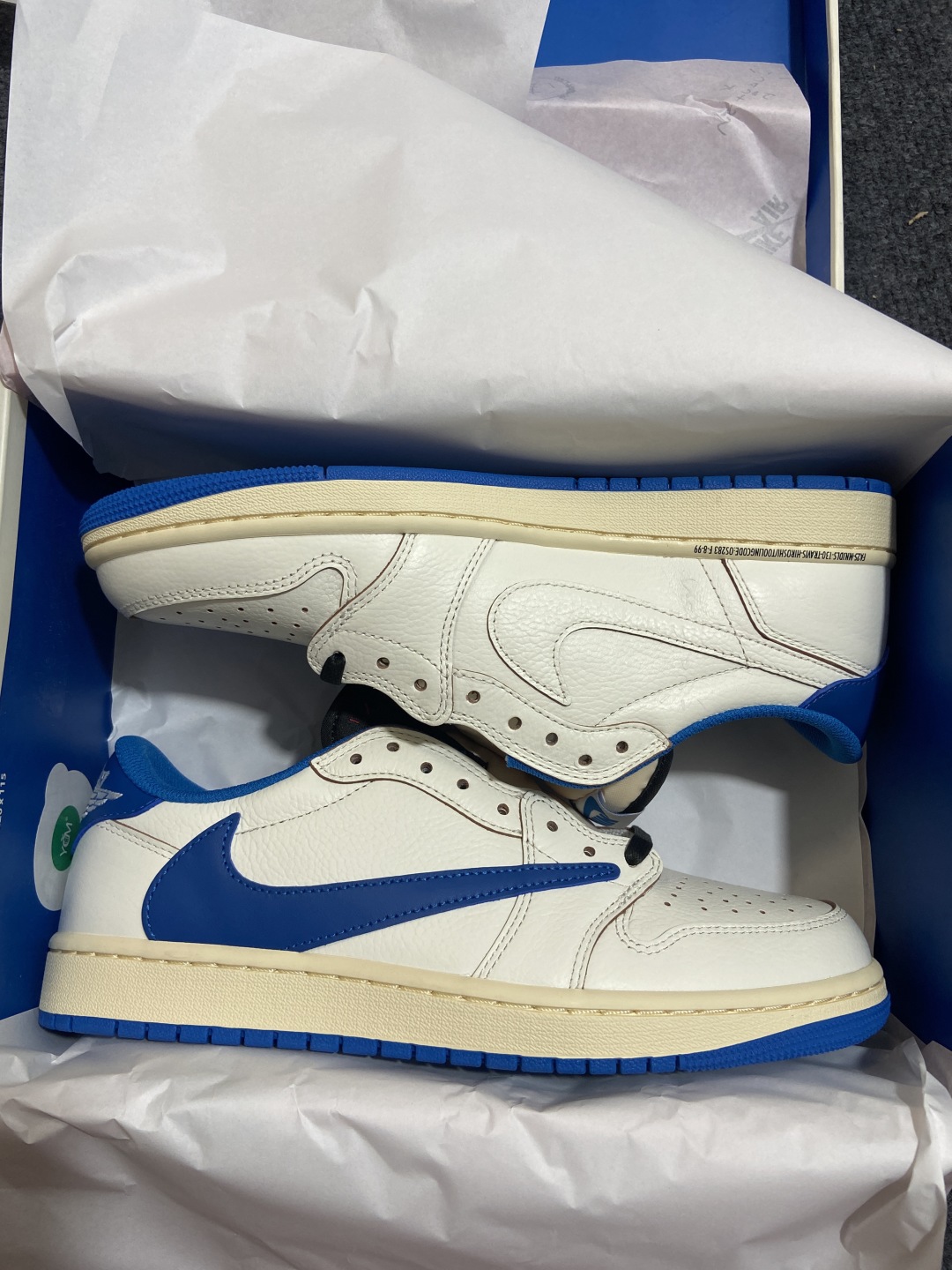 AJ 倒钩LOW 尺码36-48.5

纯原版出品-Fragment Design x Travis S