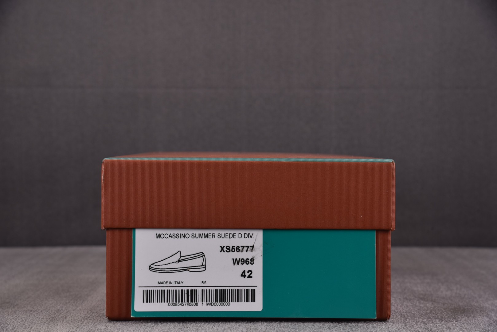 Piana 尺码35-46

纯原版出品-Loro Piana Summer Walk 杏色 YZ022