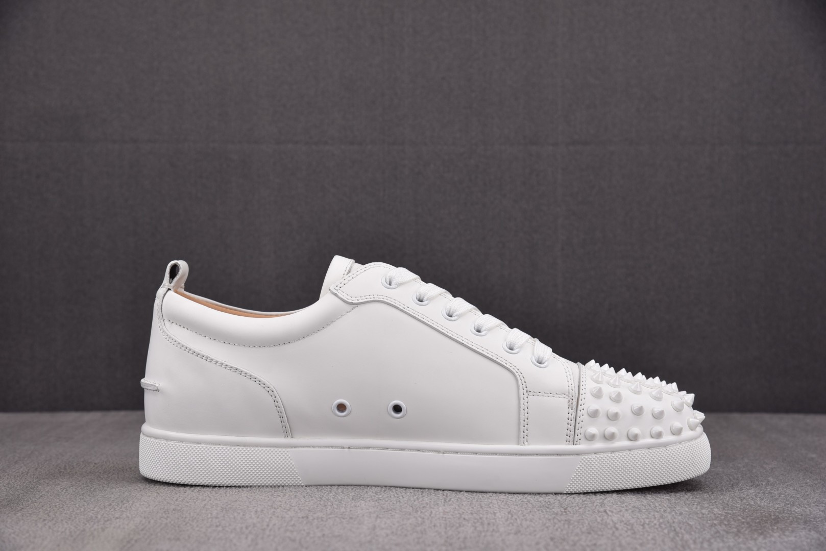 CL路铂廷 尺码40-46

纯原版出品-Christian Louboutin Louis Junio