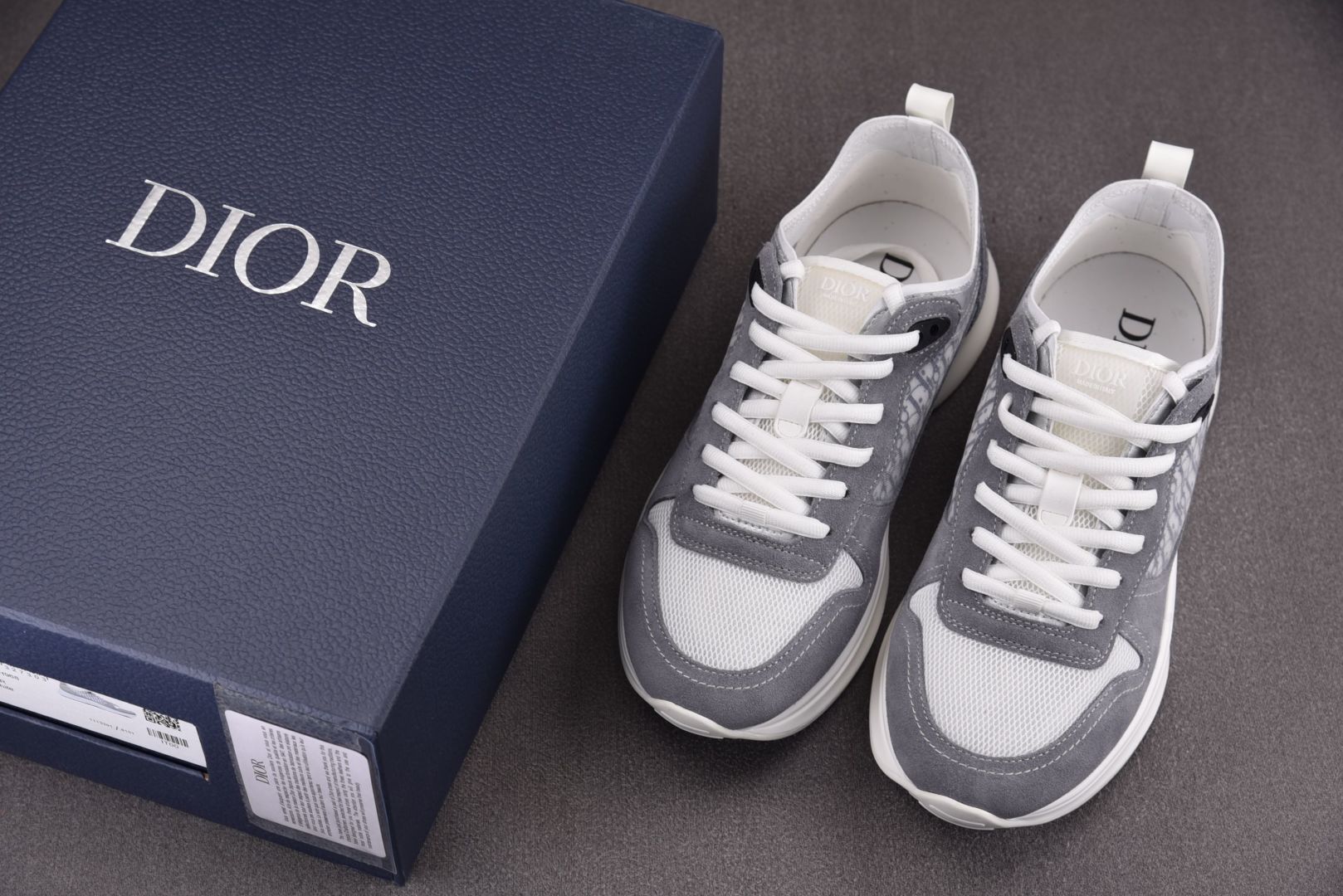Dior 尺码40-46

纯原版出品-Dior B25 Runner White Grey 白灰 YZ