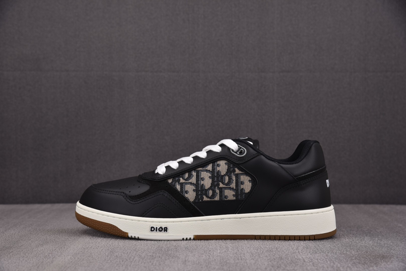 Dior 尺码38-46

纯原版出品-Dior B27 Low Black 黑色 YZ022
尺寸：3