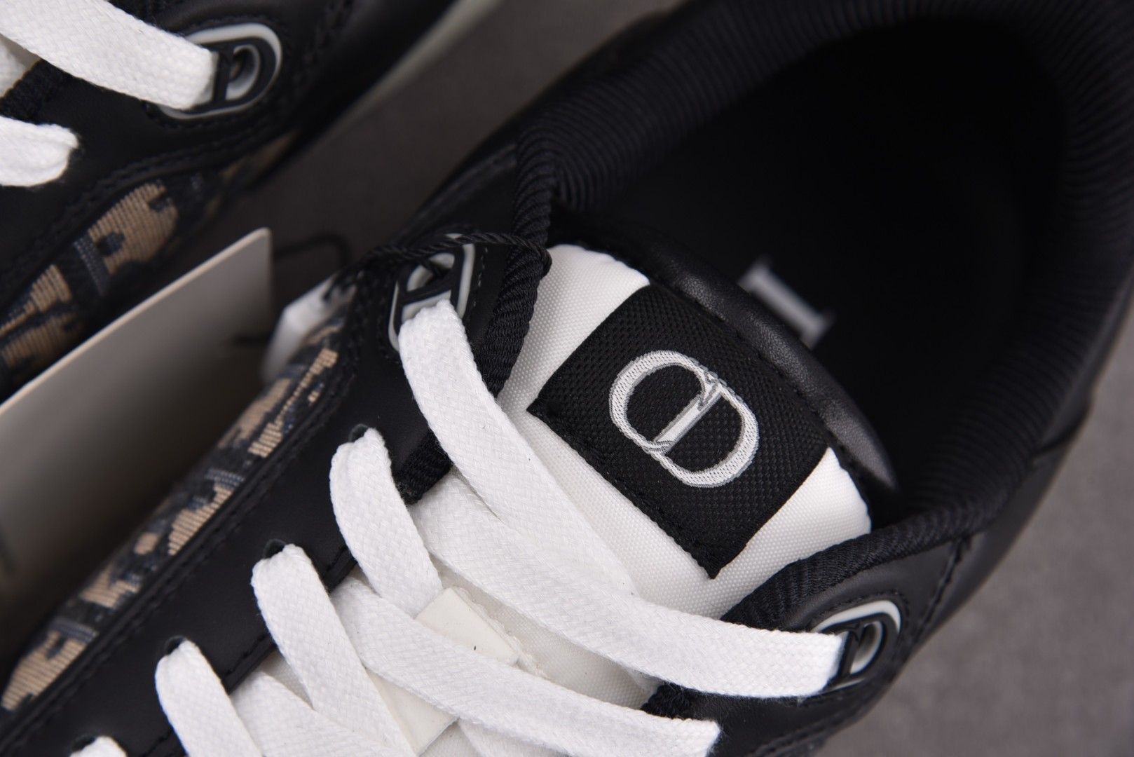 Dior 尺码38-46

纯原版出品-Dior B27 Low Black 黑色 YZ022
尺寸：3