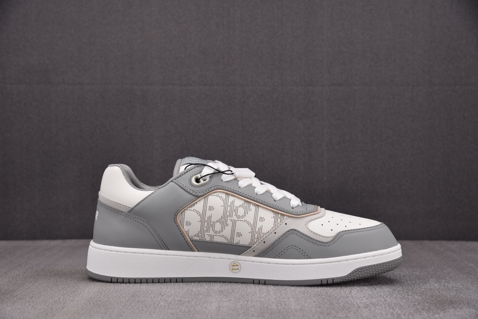 Dior 尺码38-46

纯原版出品-Dior B27 Low GreyWhite 灰白 YZ022
