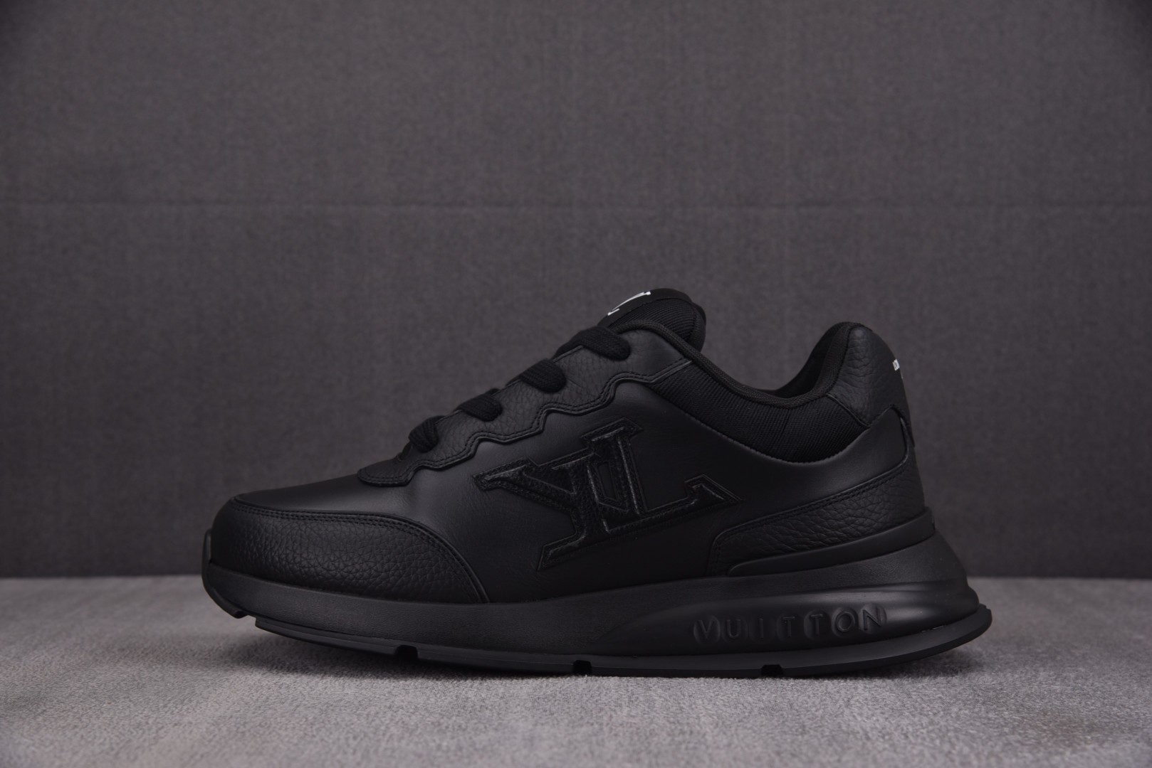 LV 尺码39-46

纯原版出品-LOUIS VUITTON 2025 Classic Black 黑