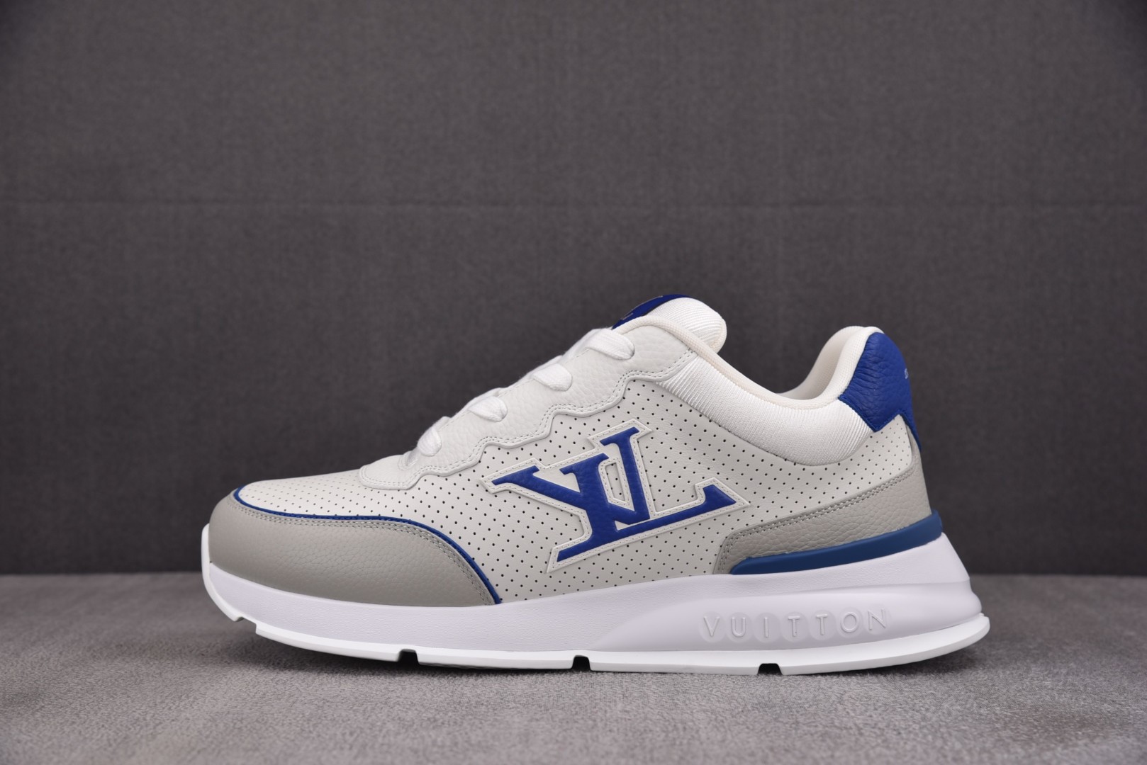 LV 尺码39-46

纯原版出品-LOUIS VUITTON 2025 Classic White B