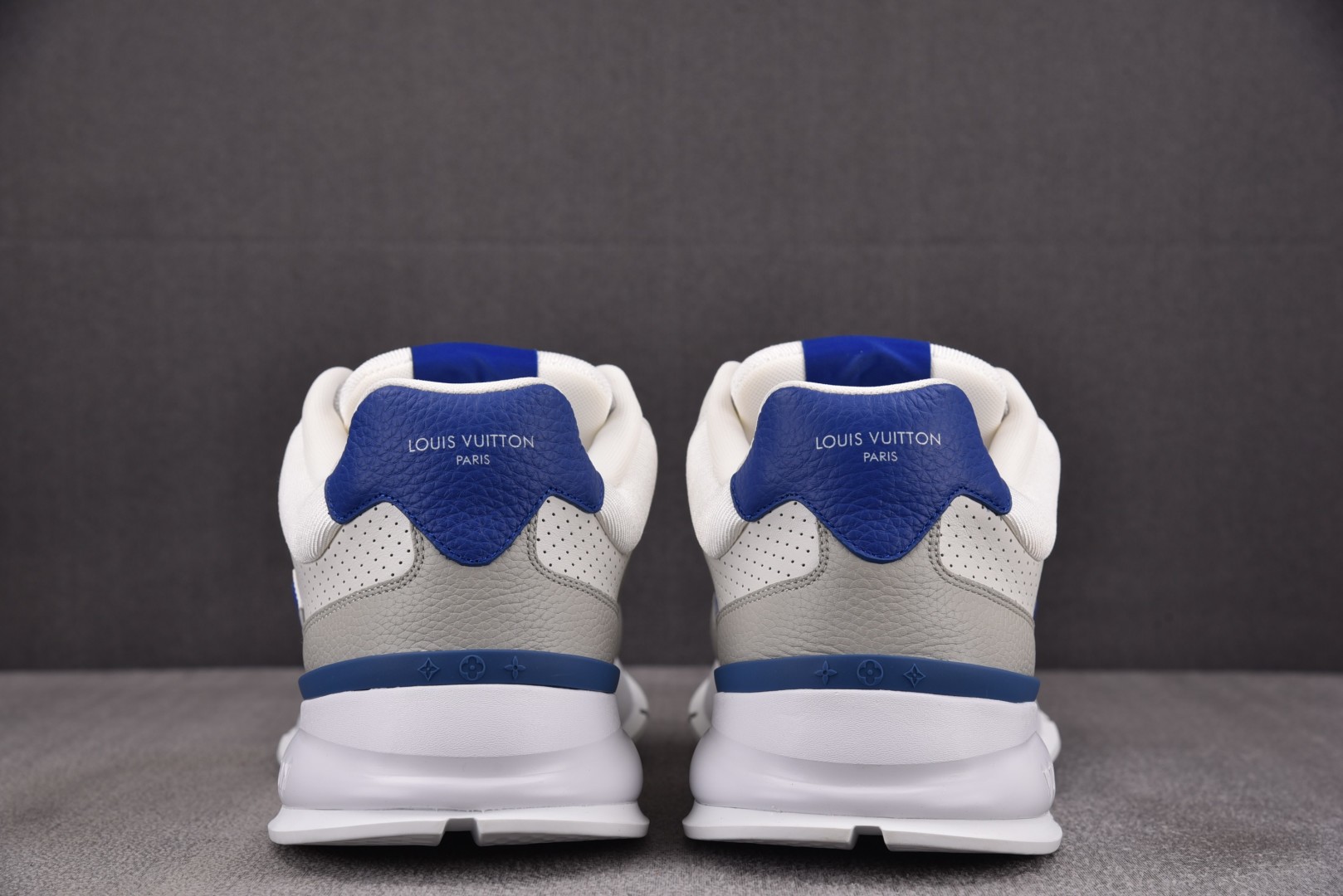 LV 尺码39-46

纯原版出品-LOUIS VUITTON 2025 Classic White B