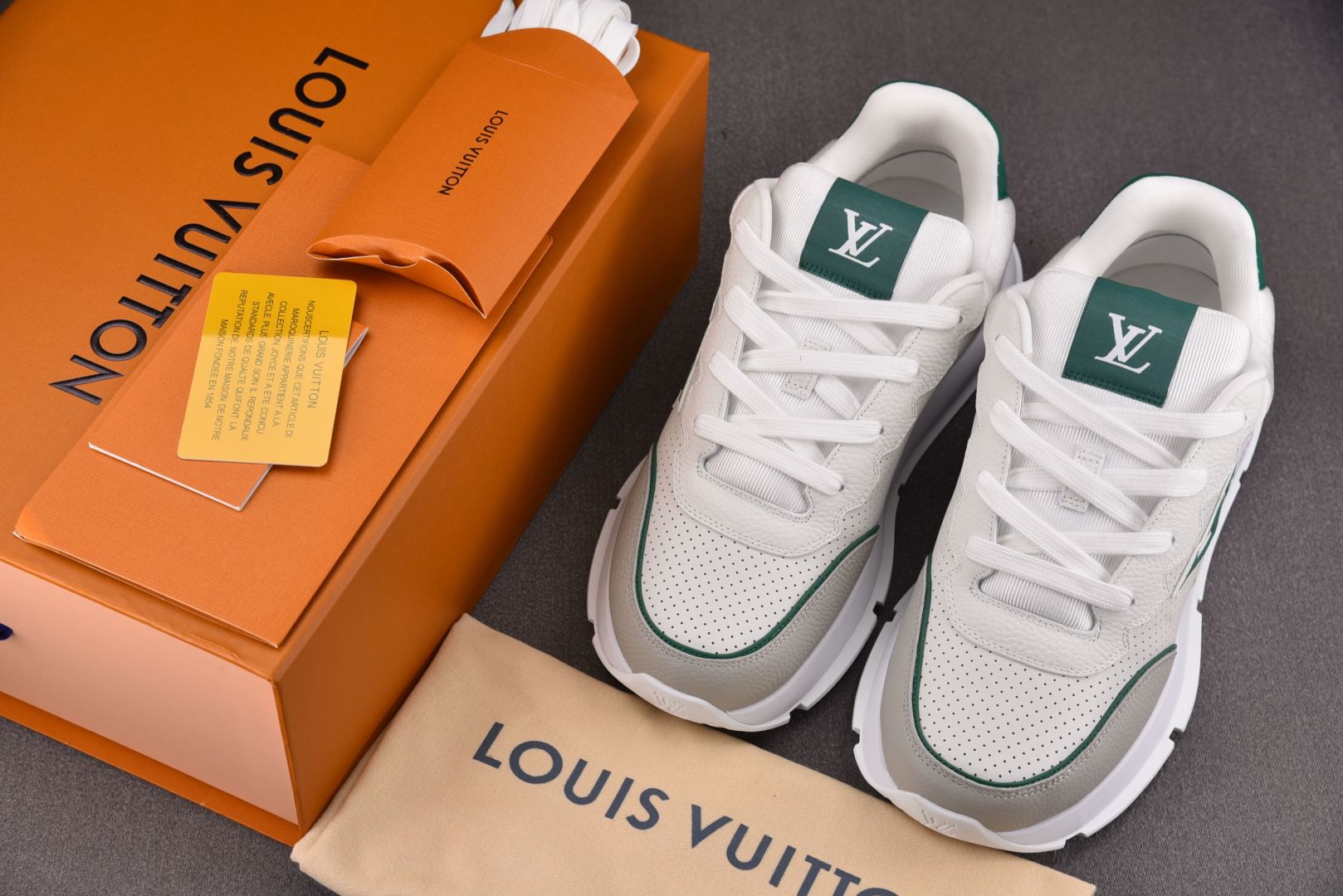 LV 尺码39-46

纯原版出品-LOUIS VUITTON 2025 Classic White G